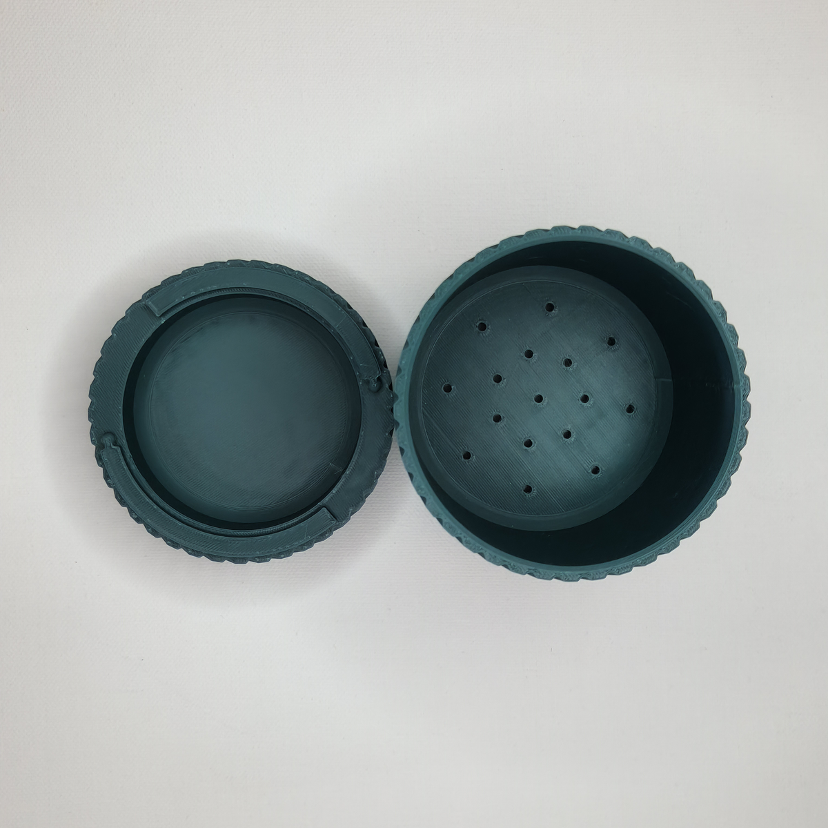 Three Point Flow Patterned Planters – three point flow